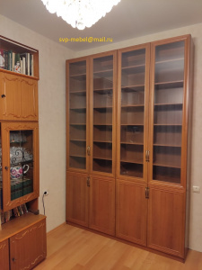 Шкаф книжный 4 двери